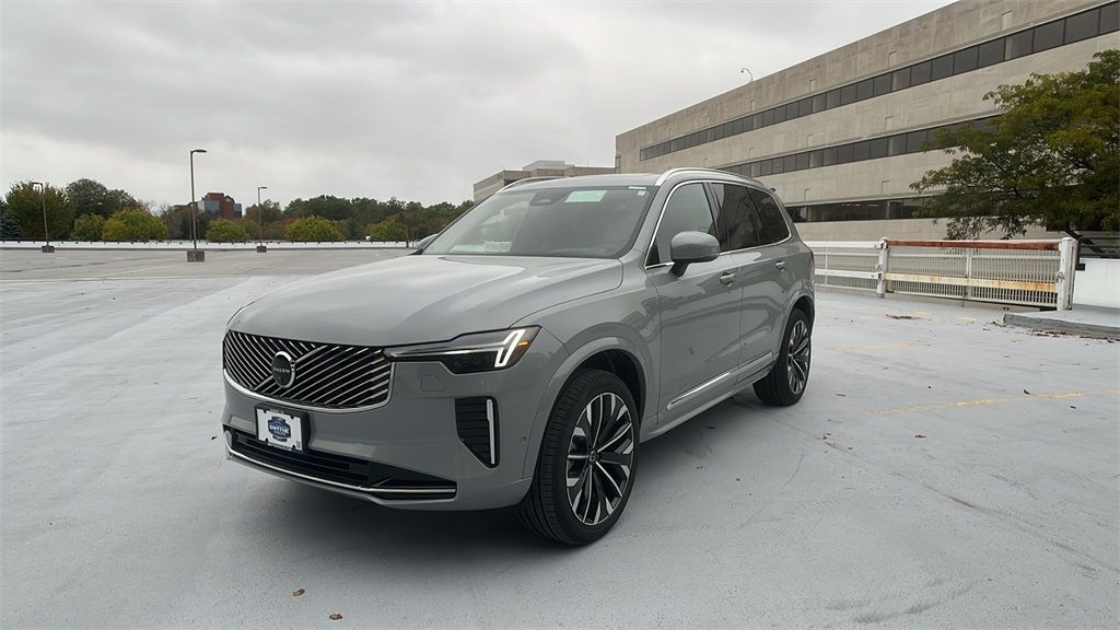 2026 Volvo XC90 B6 Ultra Bright 7-Seater 4WD's photo