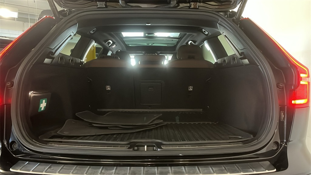 Certified 2024 Volvo V60 Cross Country B5 Plus Wagon