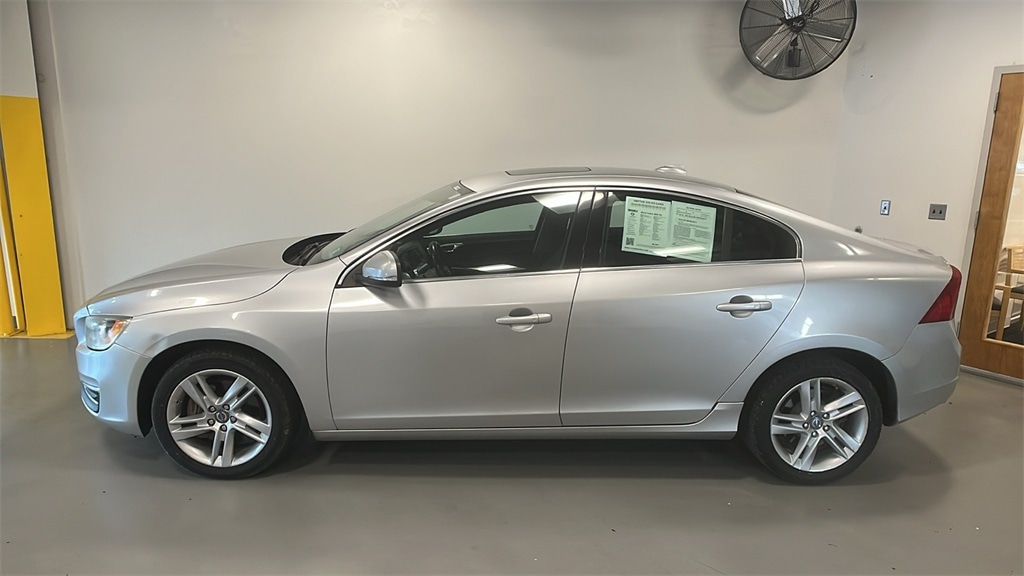 Used 2014 Volvo S60 T5 with VIN YV1612FS4E2298778 for sale in Summit, NJ