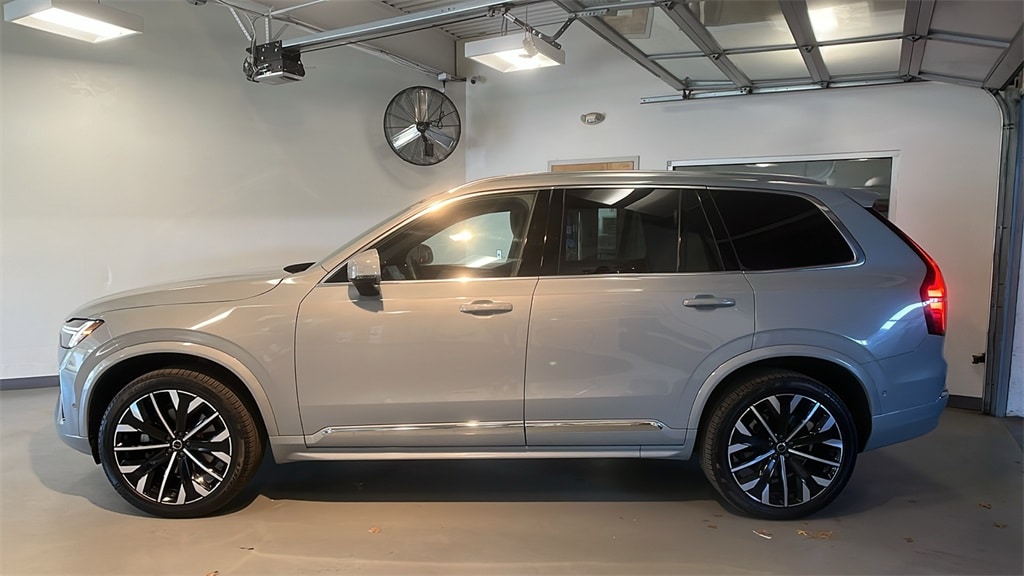 Certified 2025 Volvo XC90 B6 Plus 7-Seater SUV