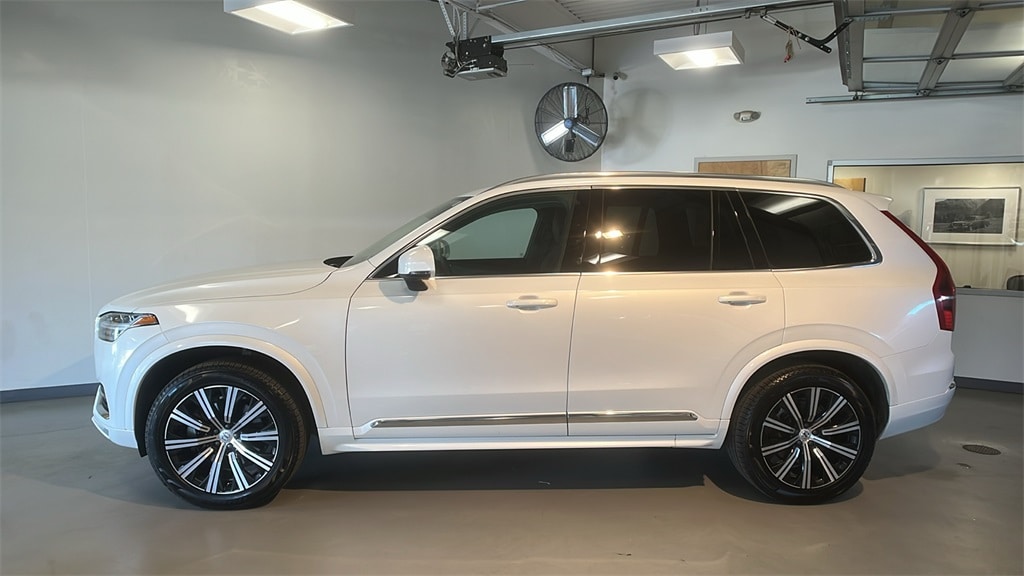 Certified 2025 Volvo XC90 B5 Core SUV