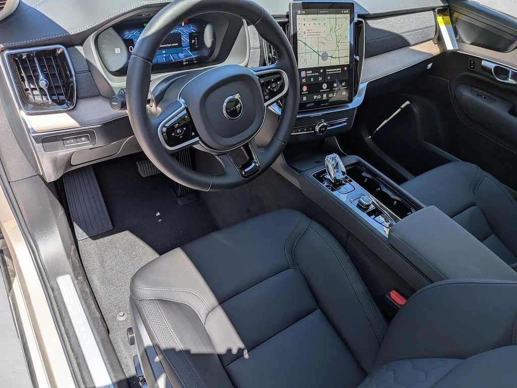 New 2026 Volvo XC90 plug-in hybrid Plus SUV