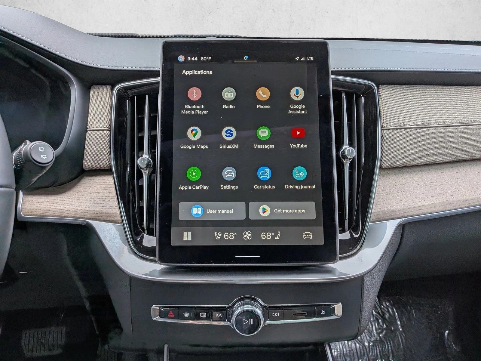 2025 Volvo XC90 Core - Photo 14