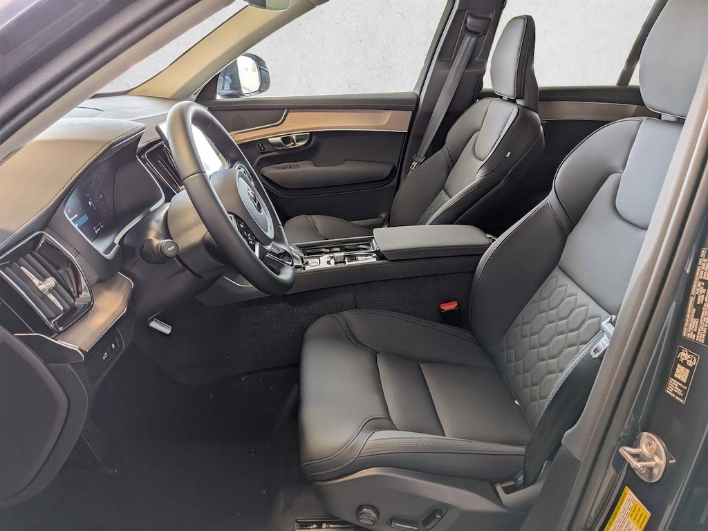 New 2026 Volvo XC90 plug-in hybrid Plus SUV