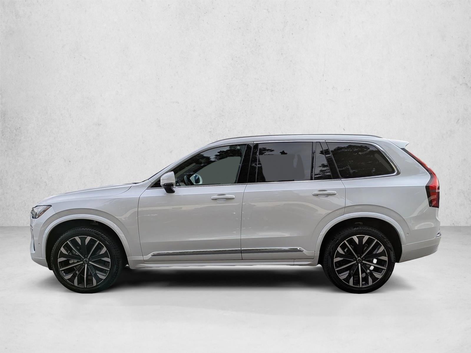 2026 Volvo XC90 B6 Plus 7-Seater photo 3