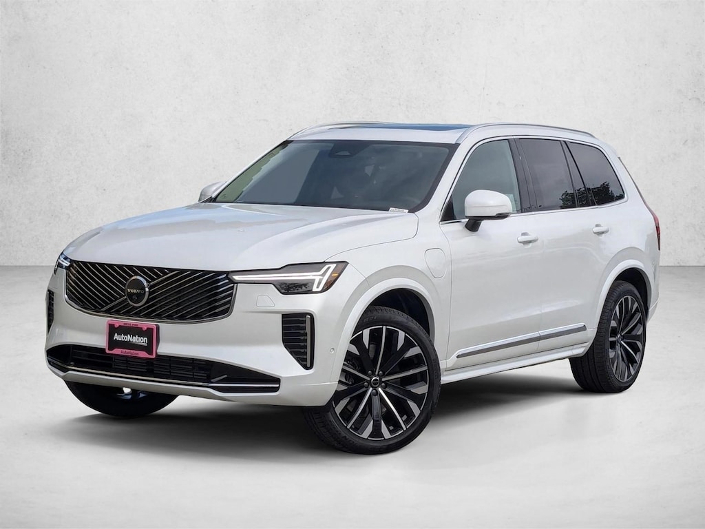 Certified 2025 Volvo XC90 plug-in hybrid T8 (2025.5) Plus 7-Seater SUV