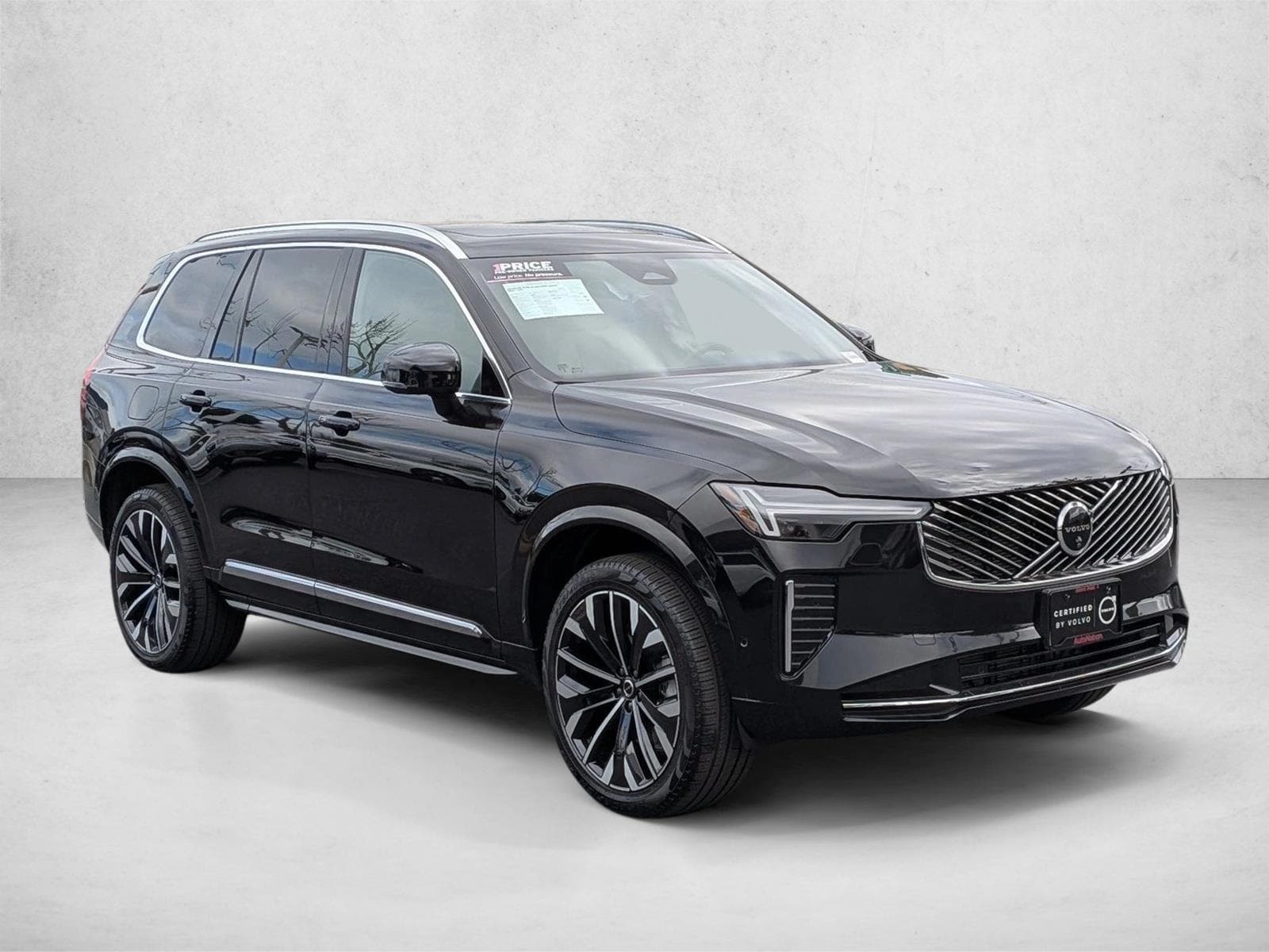 2026 Volvo XC90 B5 Plus 7-Seater photo 2