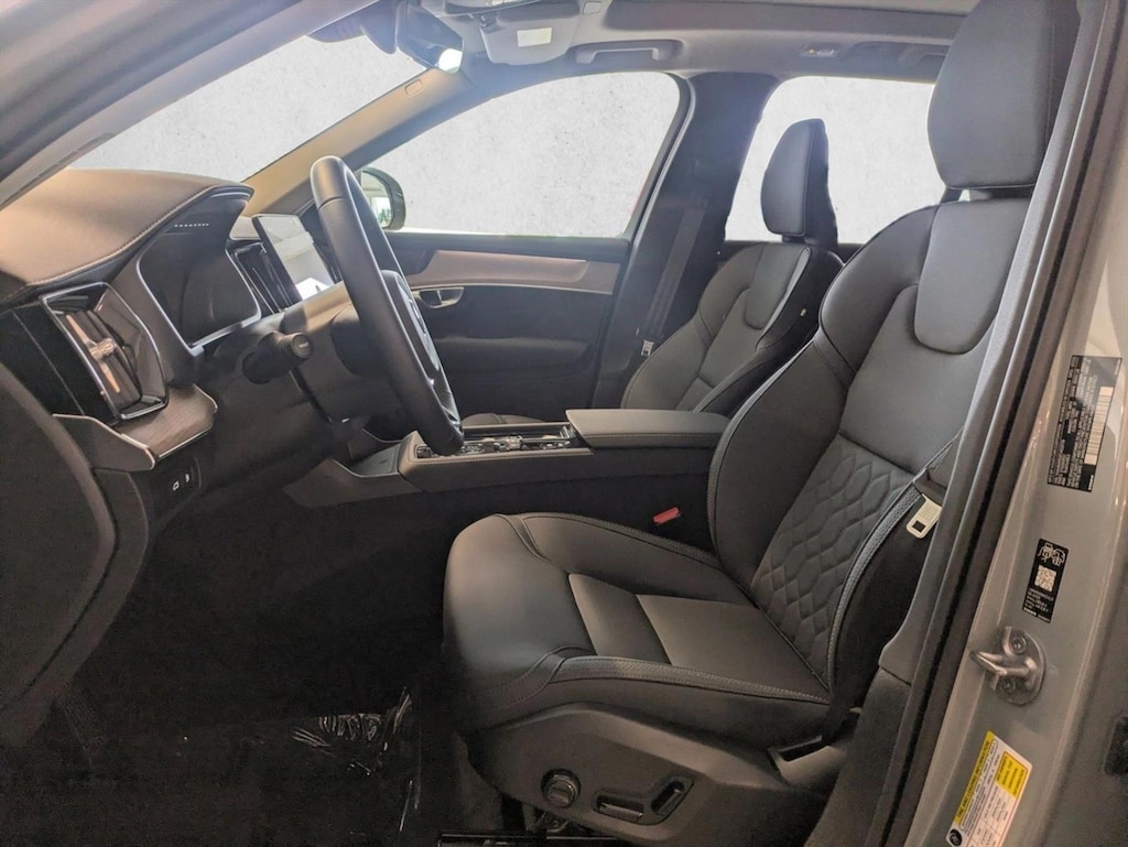 New 2026 Volvo XC90 plug-in hybrid Plus SUV