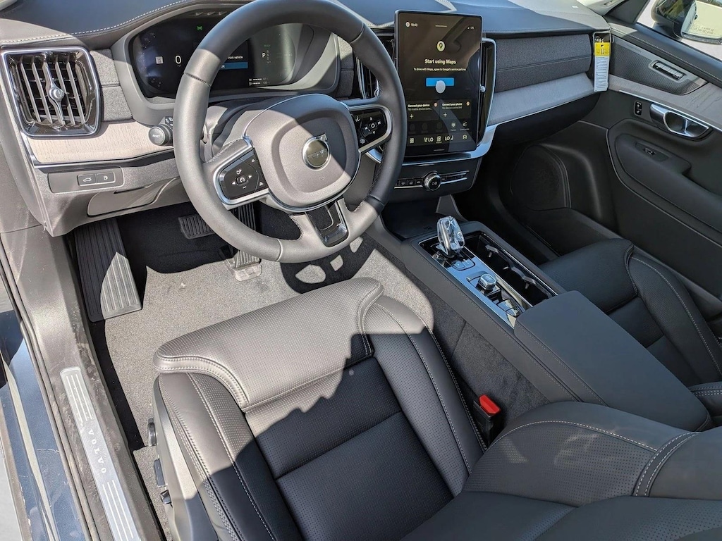 New 2026 Volvo XC90 plug-in hybrid Ultra Dark Theme SUV