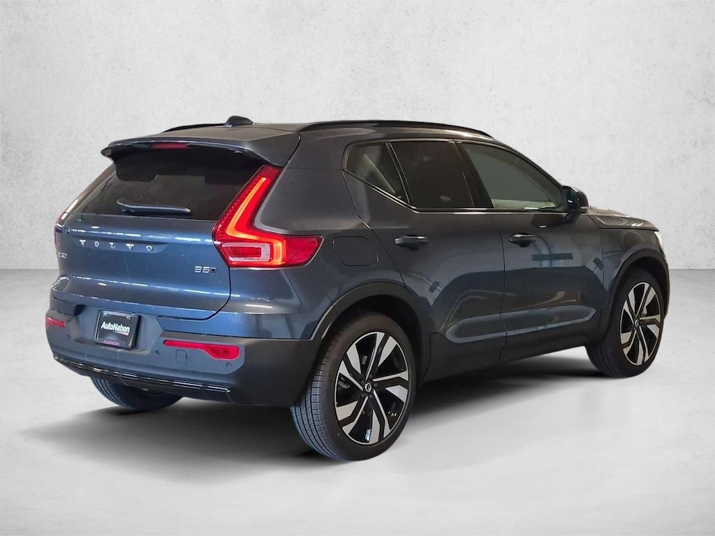 New 2026 Volvo XC40 Ultra SUV