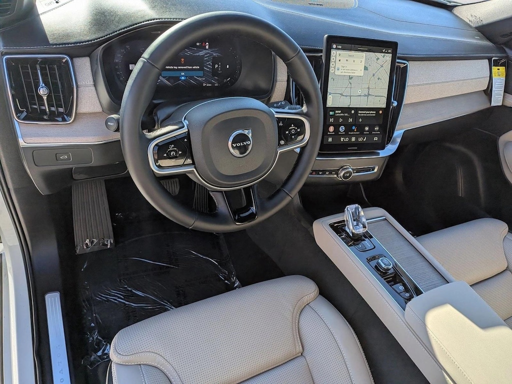 New 2026 Volvo XC90 Ultra SUV