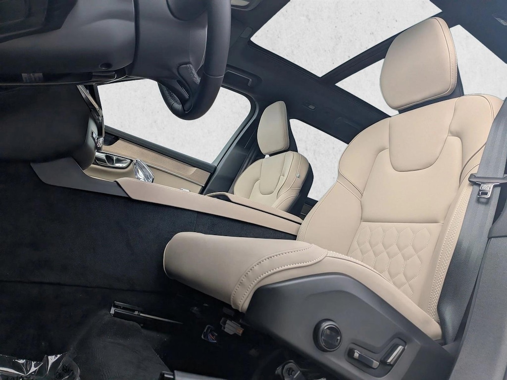 New 2026 Volvo XC90 plug-in hybrid Plus SUV