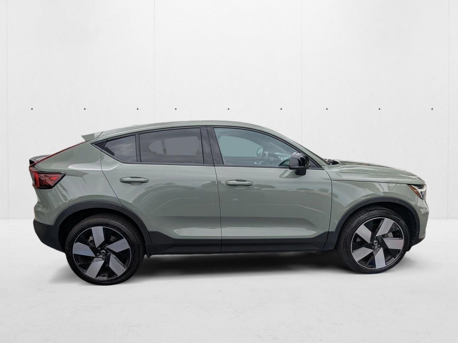 2023 Volvo C40 Recharge Ultimate photo 4