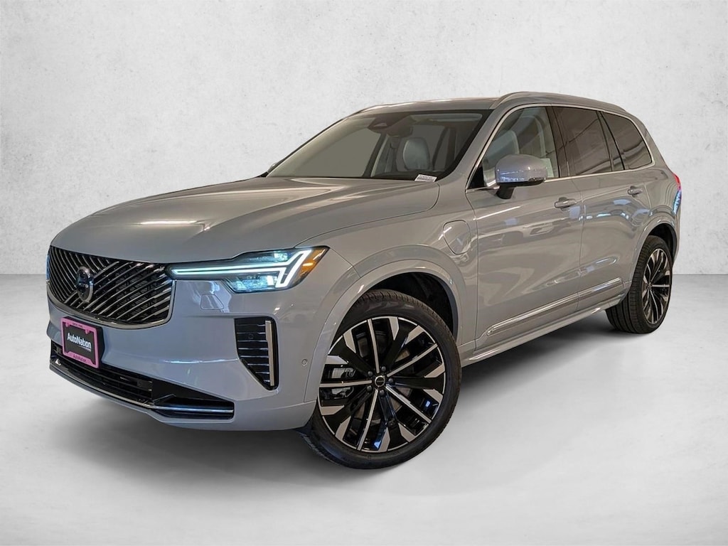 New 2026 Volvo XC90 plug-in hybrid Ultra SUV