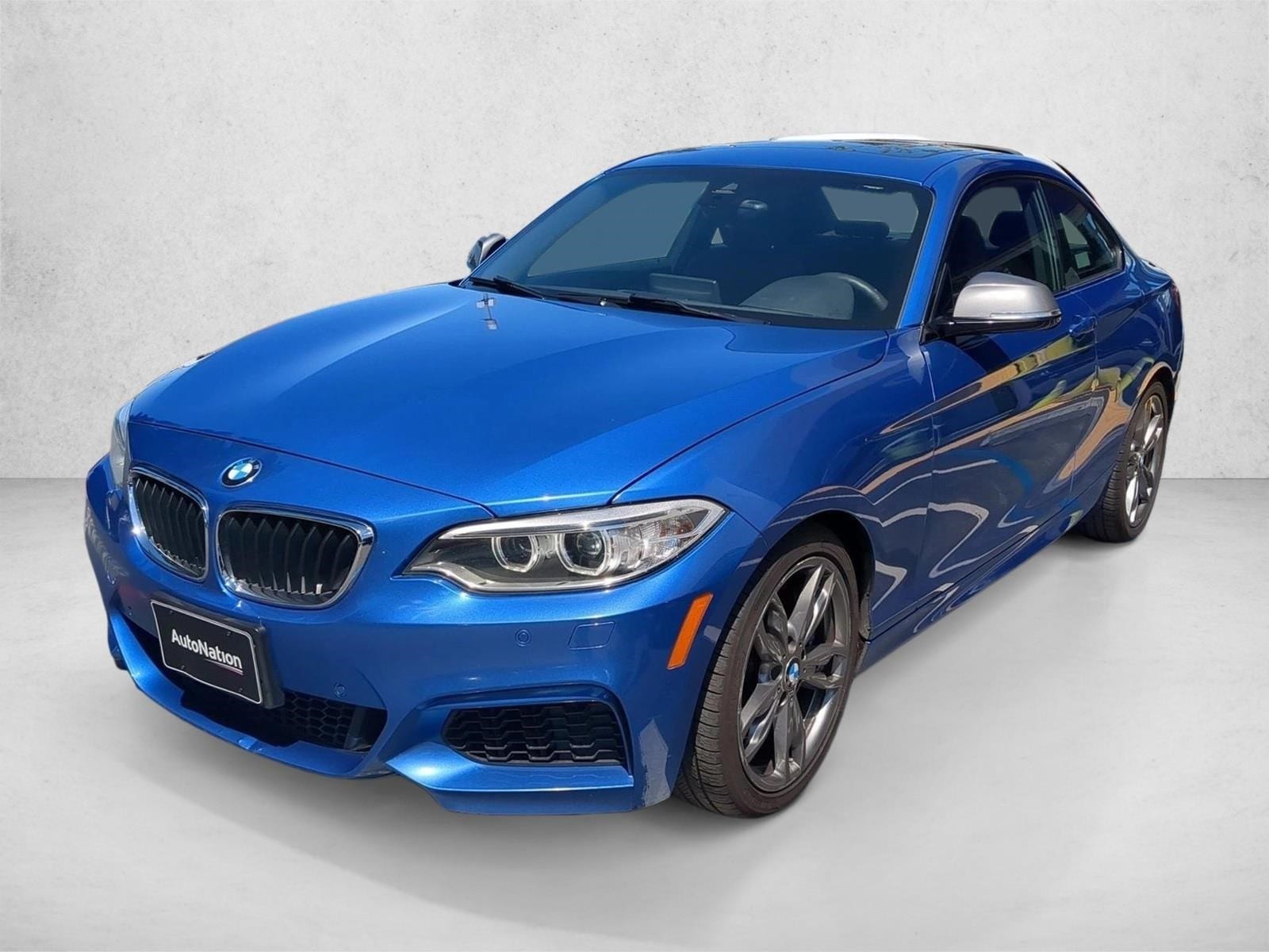 2015 BMW 2 Series M235i Coupe's photo
