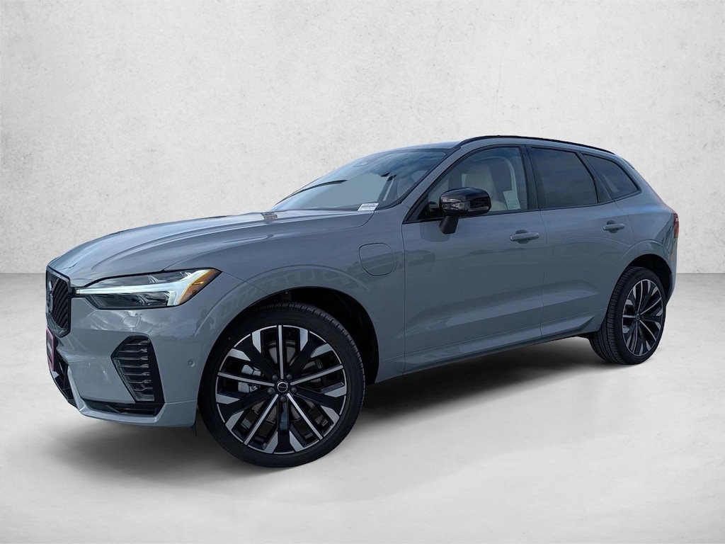 New 2026 Volvo XC60 plug-in hybrid Ultra SUV