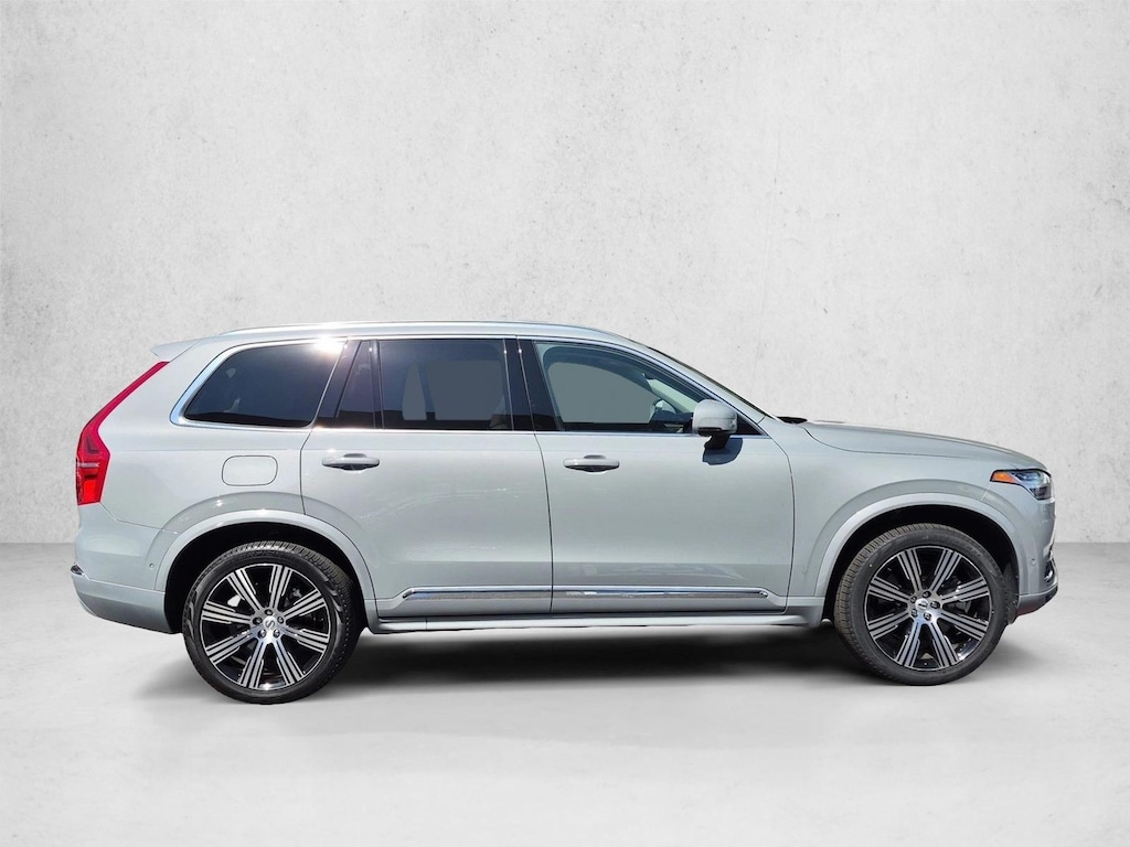 Certified 2025 Volvo XC90 plug-in hybrid T8 Ultra 7-Seater SUV