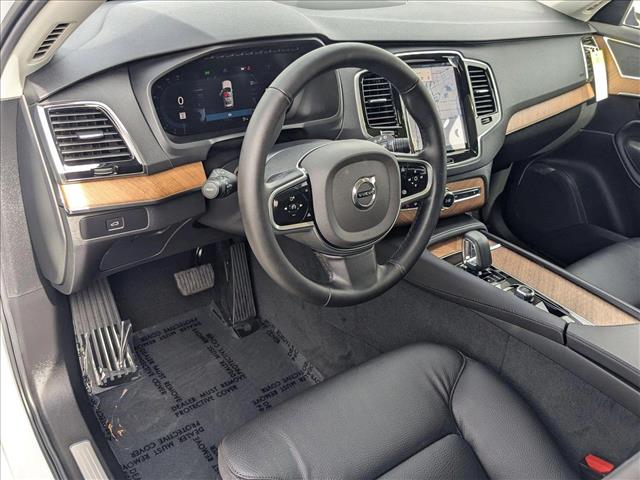 2025 Volvo XC90 Plus photo 3