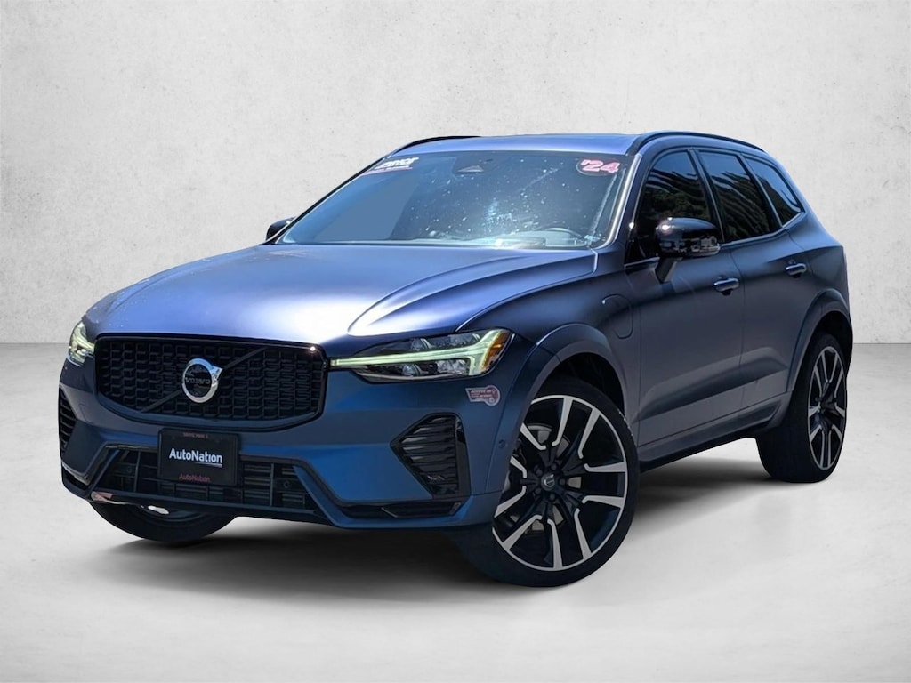 Used 2024 Volvo XC60 plug-in hybrid T8 Ultimate Dark SUV