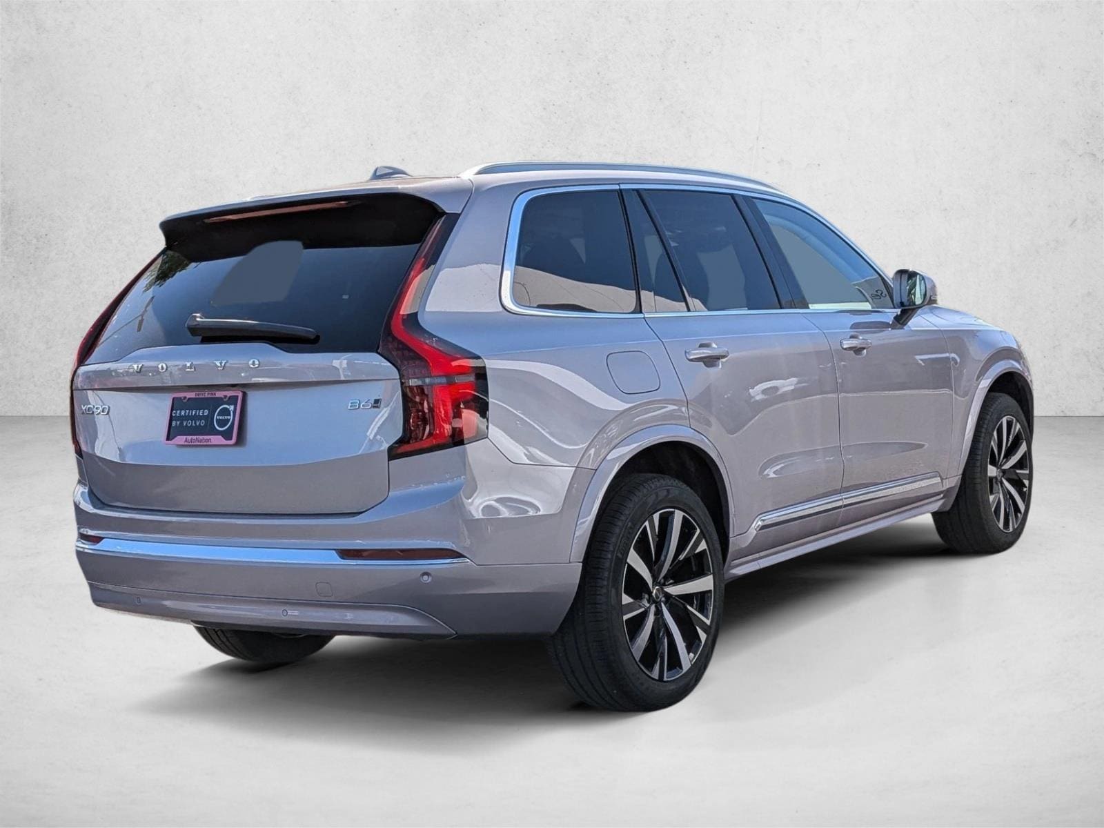 2026 Volvo XC90 B6 Core photo 4
