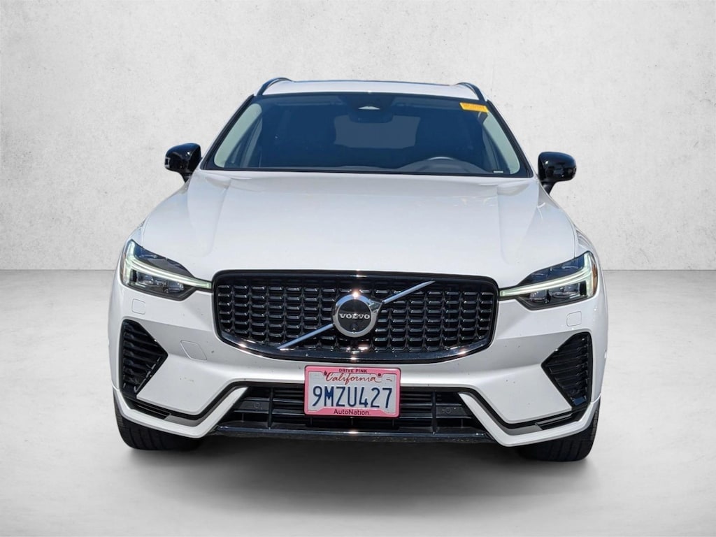 Used 2025 Volvo XC60 plug-in hybrid T8 Plus SUV