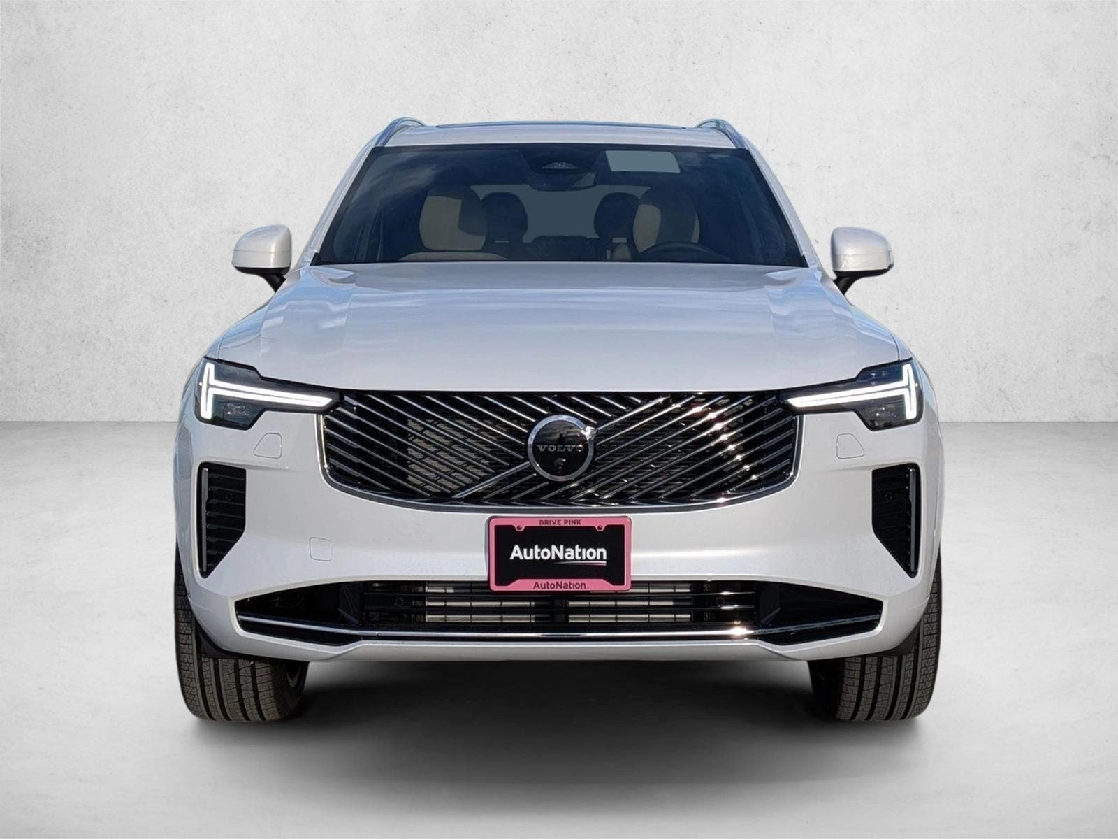 2026 Volvo XC90 plug-in hybrid Plus photo 6