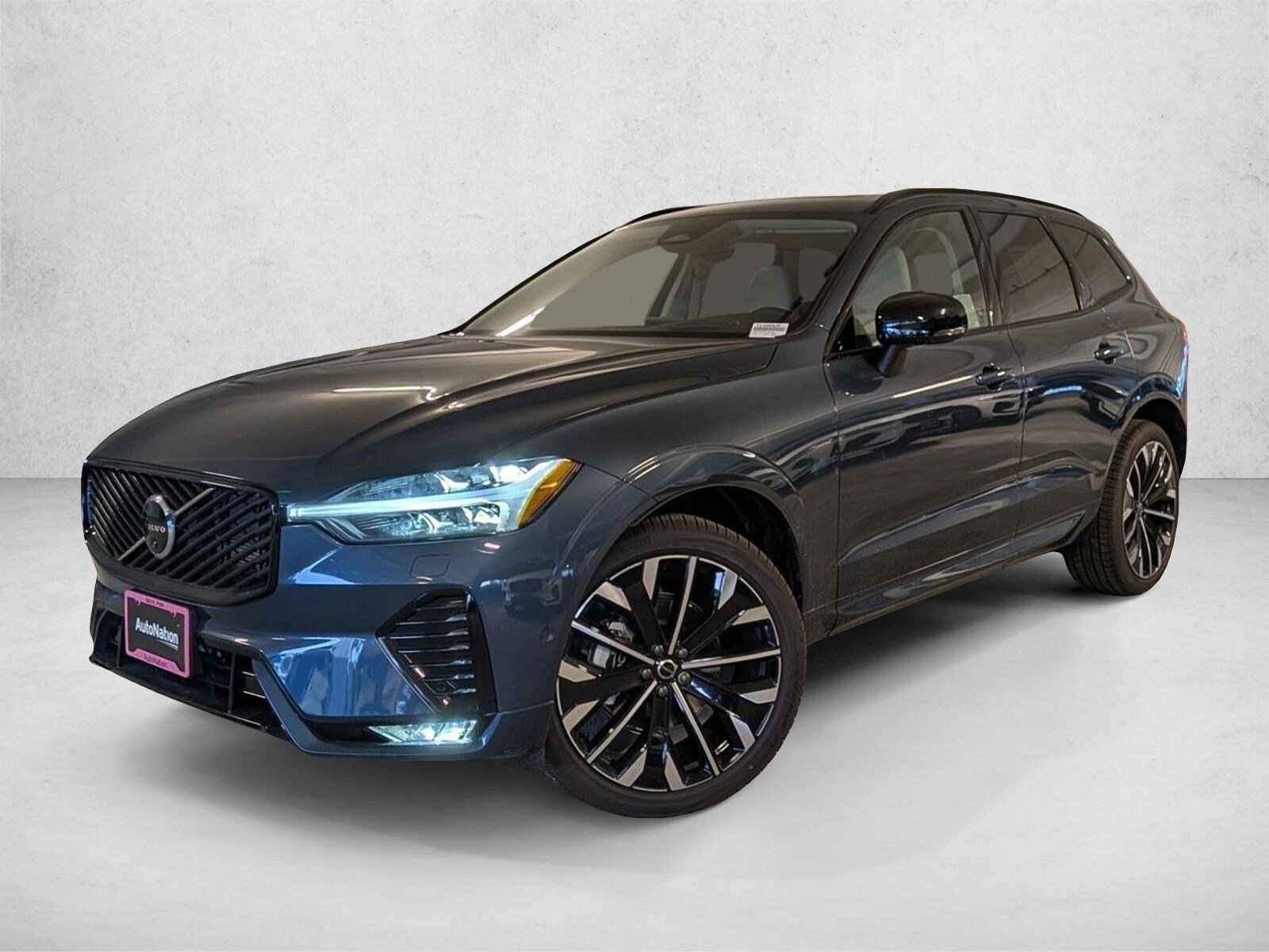 2026 Volvo XC60 Ultra's photo