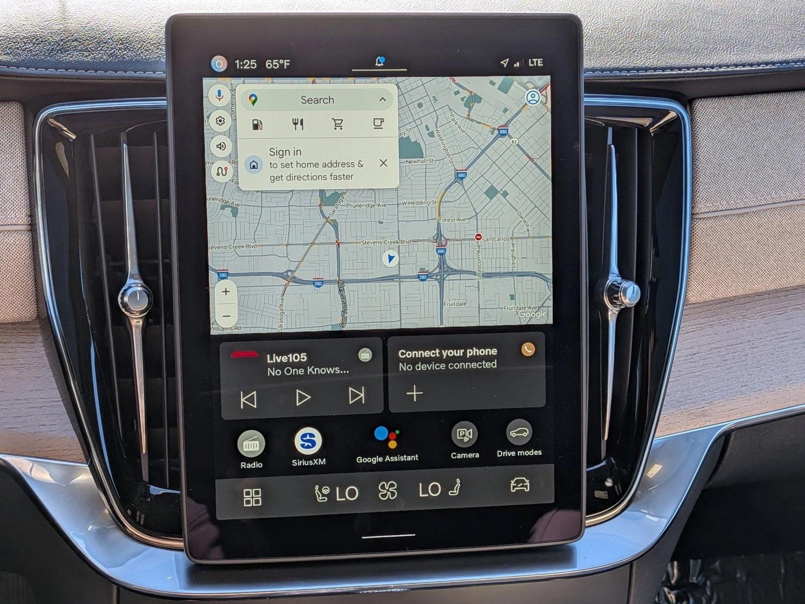 2025 Volvo XC90 Core - Photo 13