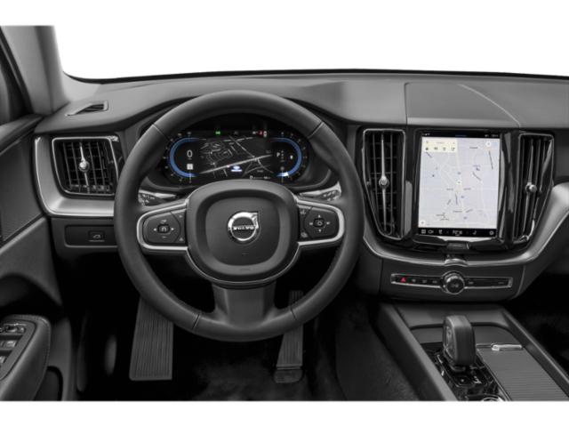 2025 Volvo XC60 Plus photo 4