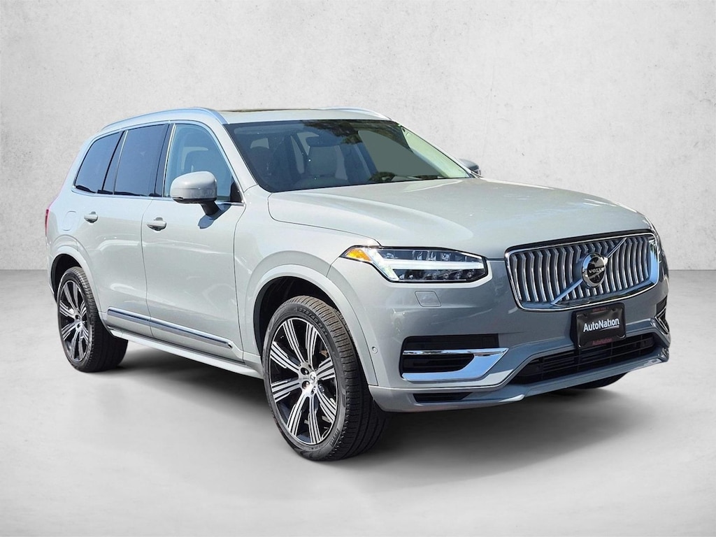 Certified 2025 Volvo XC90 plug-in hybrid T8 Ultra 7-Seater SUV