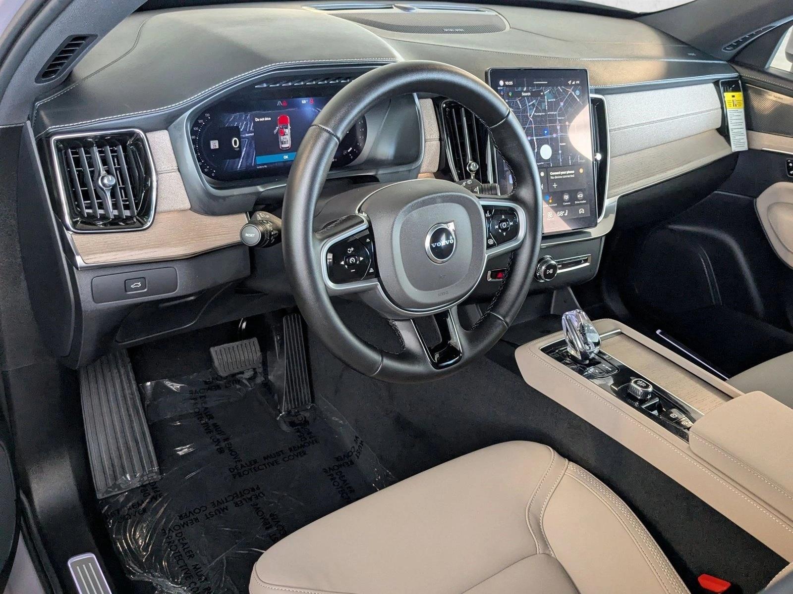 2026 Volvo XC90 Plus - Photo 10