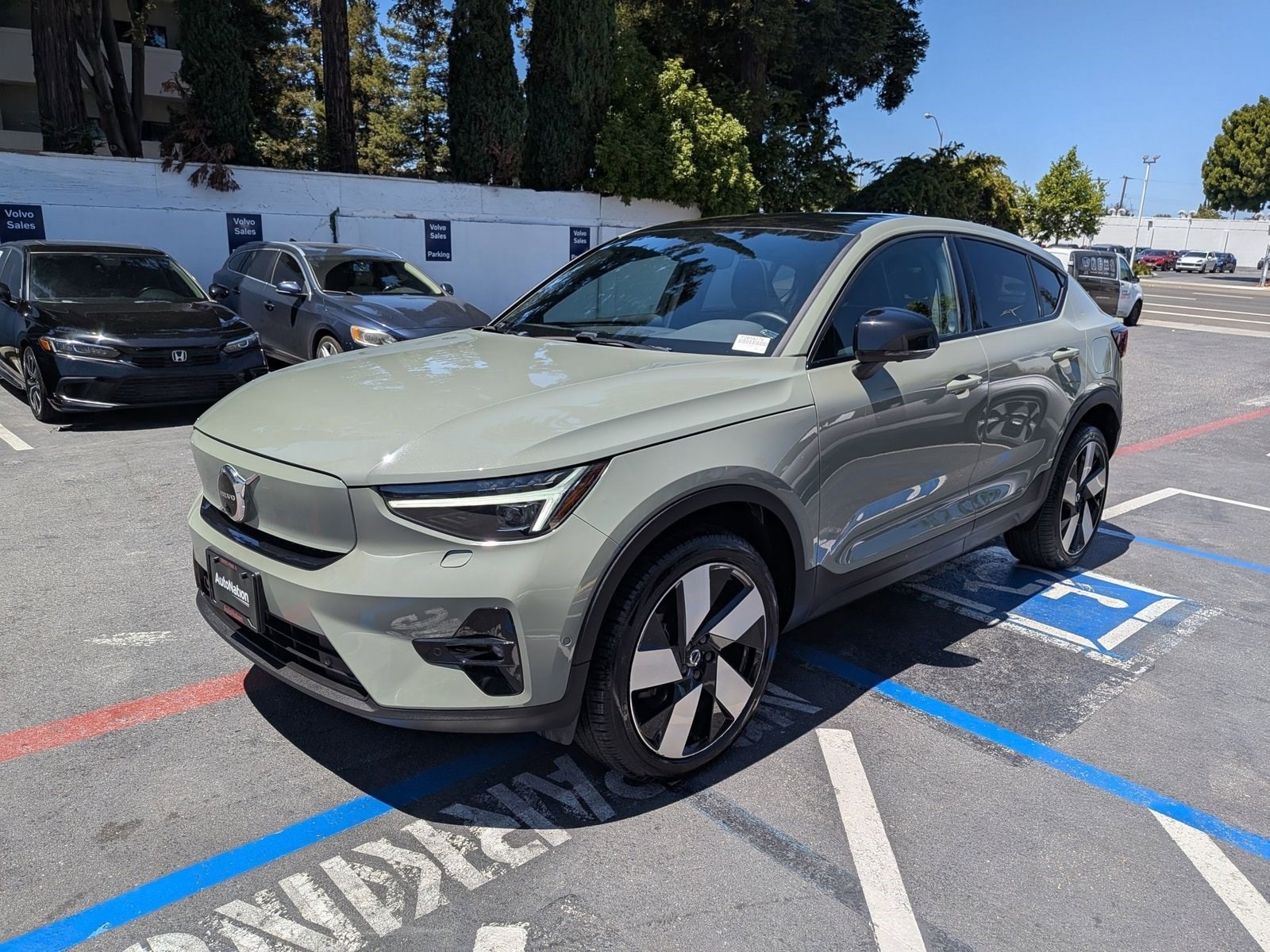 2023 Volvo C40 P8 Recharge Ultimate AWD's photo
