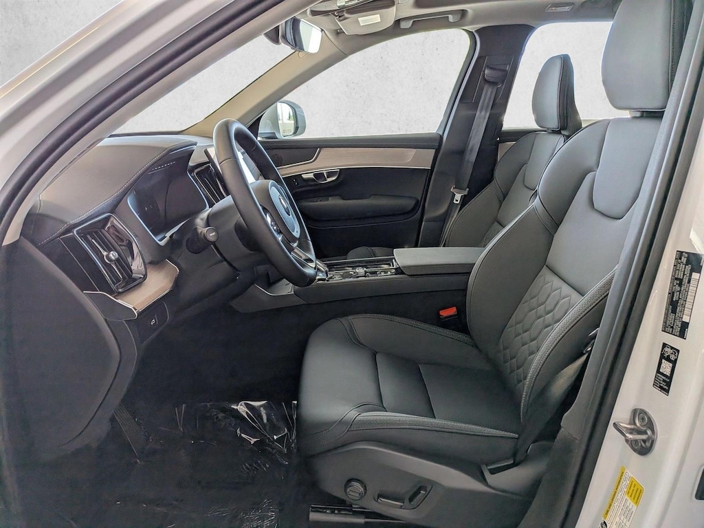 New 2026 Volvo XC90 Core SUV