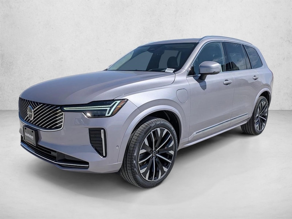 New 2026 Volvo XC90 plug-in hybrid Ultra SUV