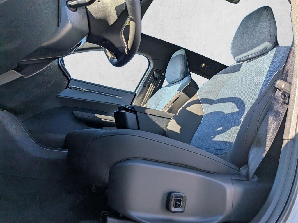 New 2026 Volvo EX30 Plus SUV