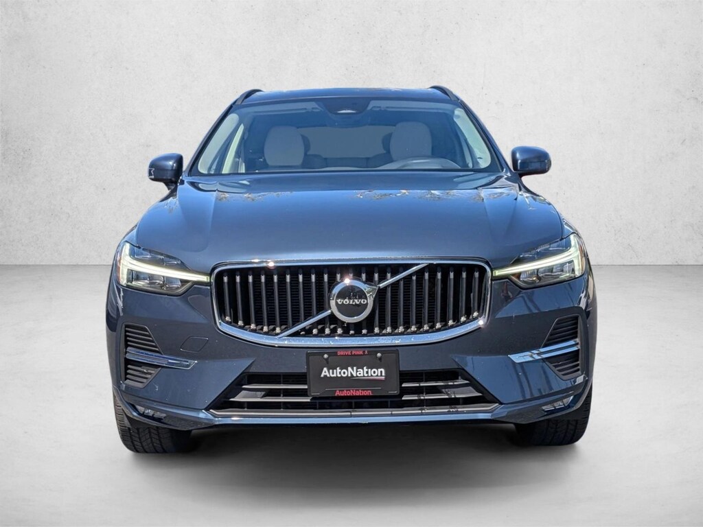 Used 2023 Volvo XC60 B5 FWD Core SUV