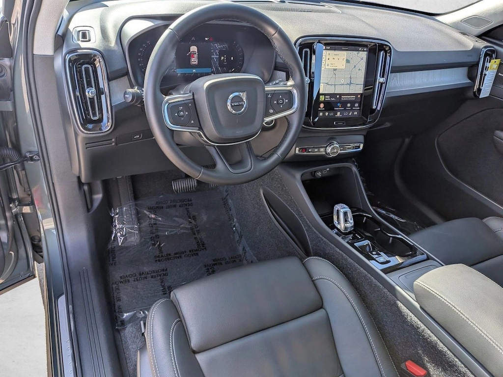 New 2026 Volvo XC40 Ultra SUV