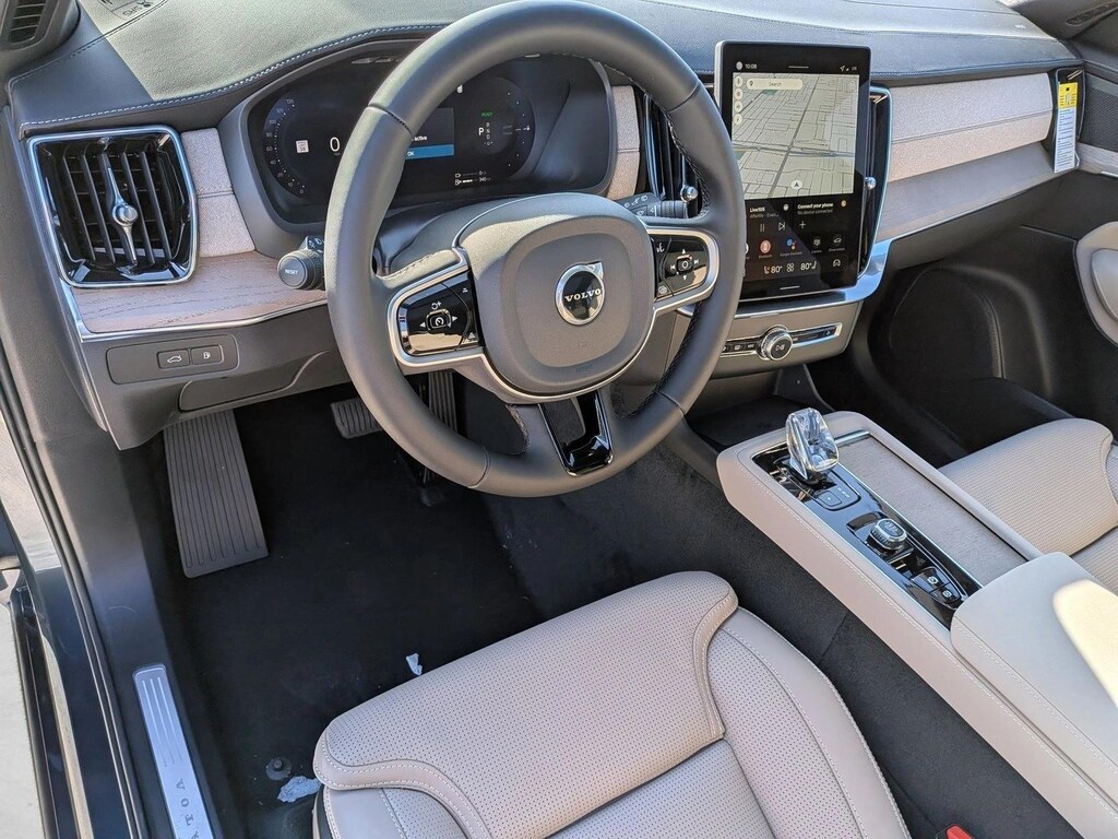 New 2026 Volvo XC90 plug-in hybrid Ultra SUV