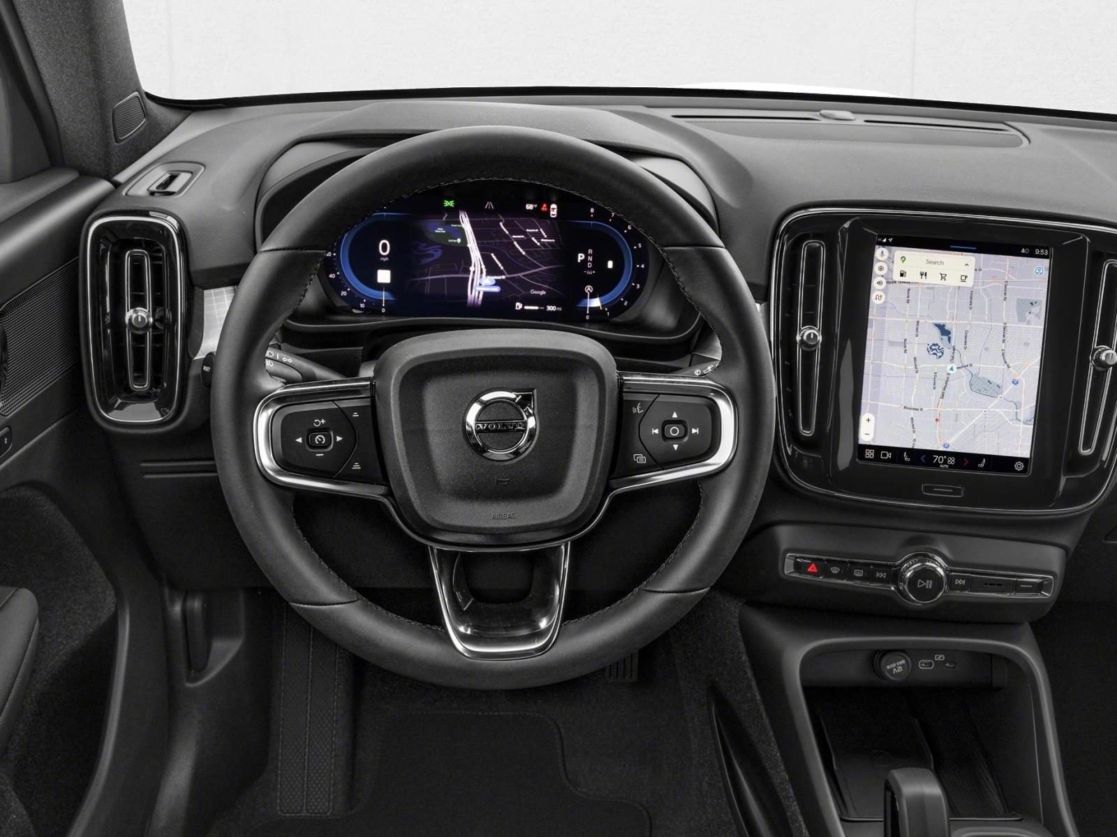 2026 Volvo XC40 Plus photo 3