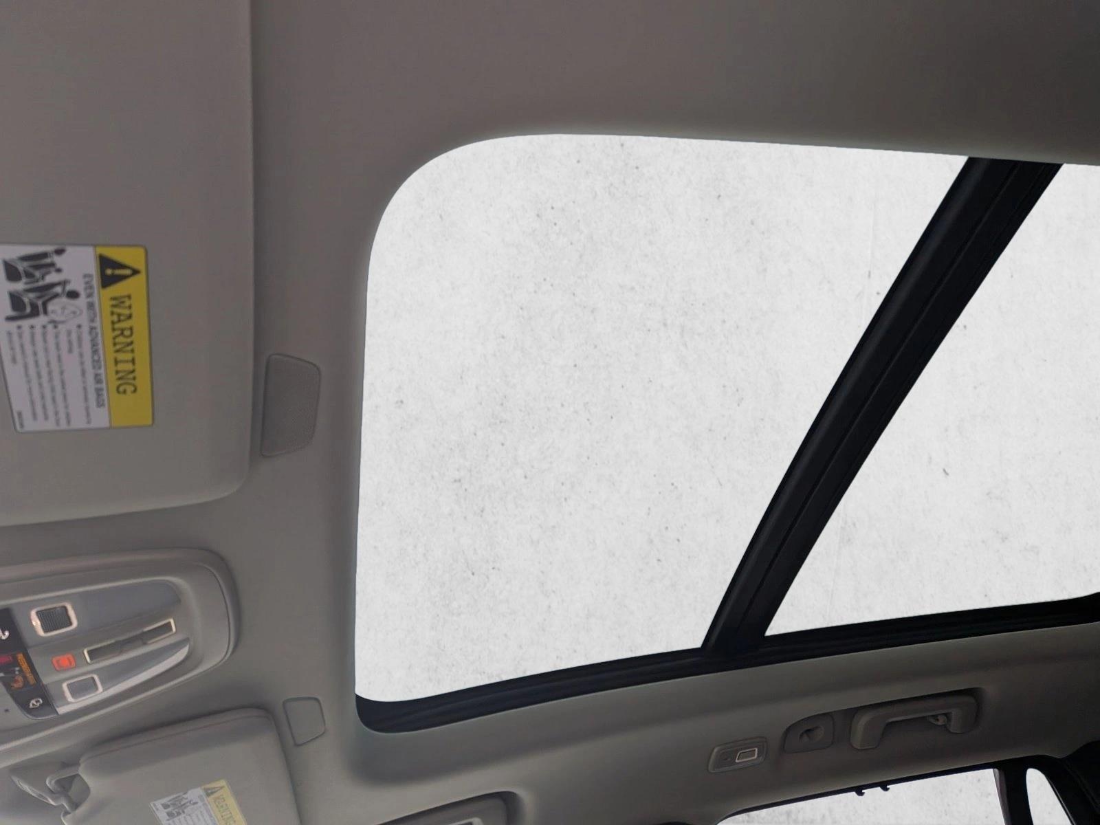 2026 Volvo XC90 Ultra Dark Theme photo 5