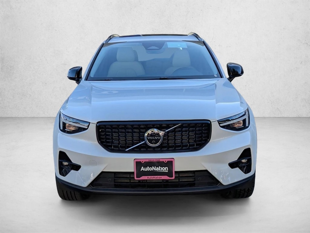 Used 2026 Volvo XC40 B5 Plus SUV