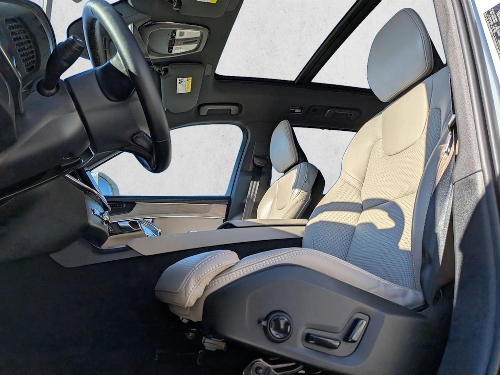 New 2026 Volvo XC90 Ultra SUV