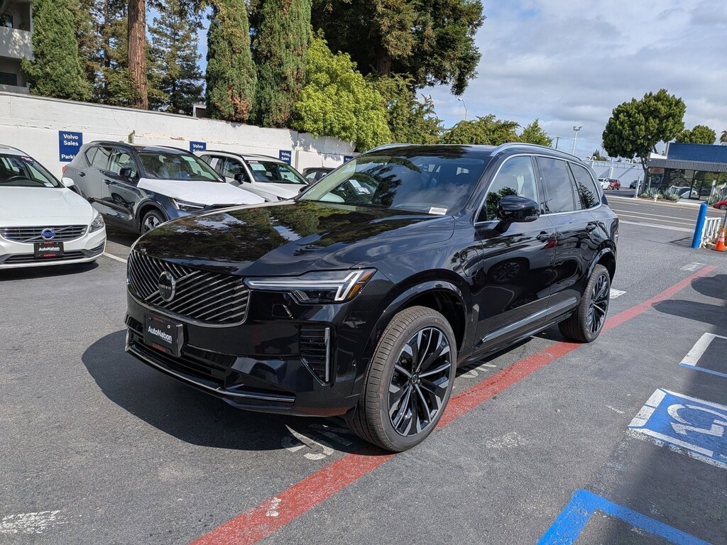 New 2026 Volvo XC90 plug-in hybrid Ultra SUV