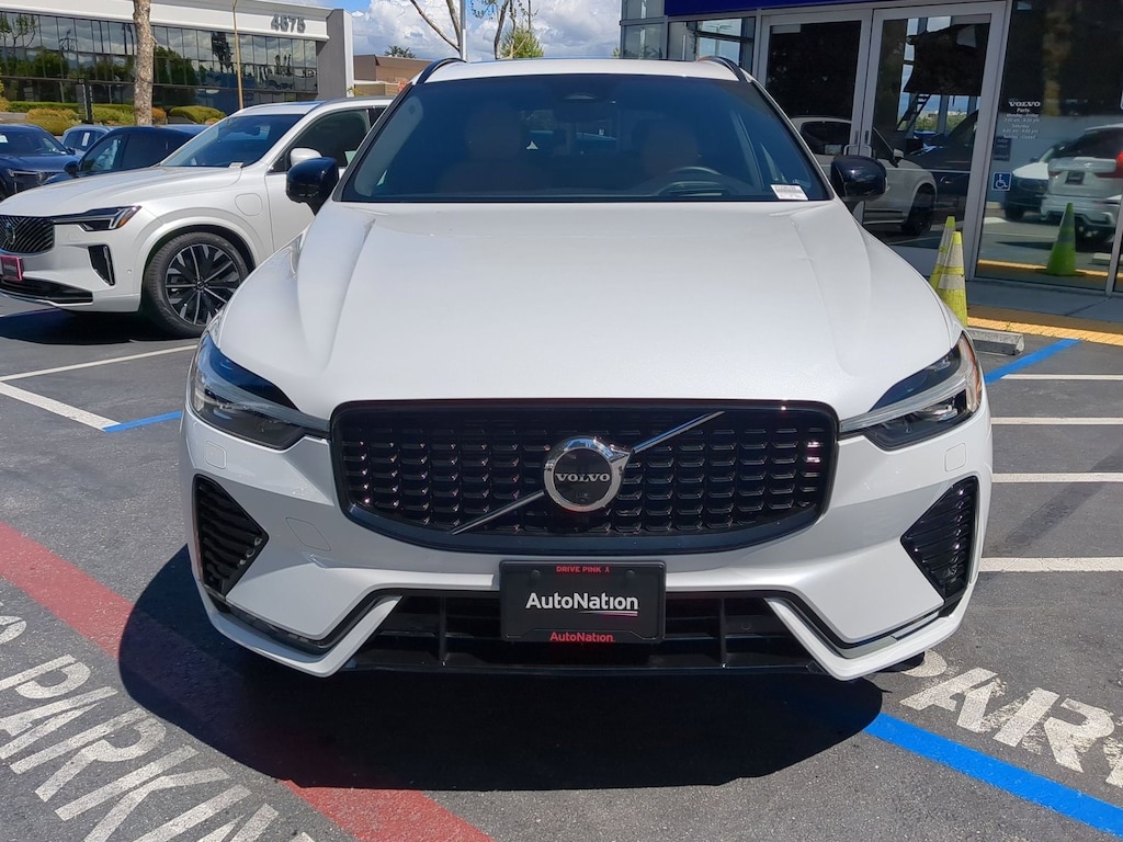 Certified 2023 Volvo XC60 B5 AWD Ultimate Dark SUV