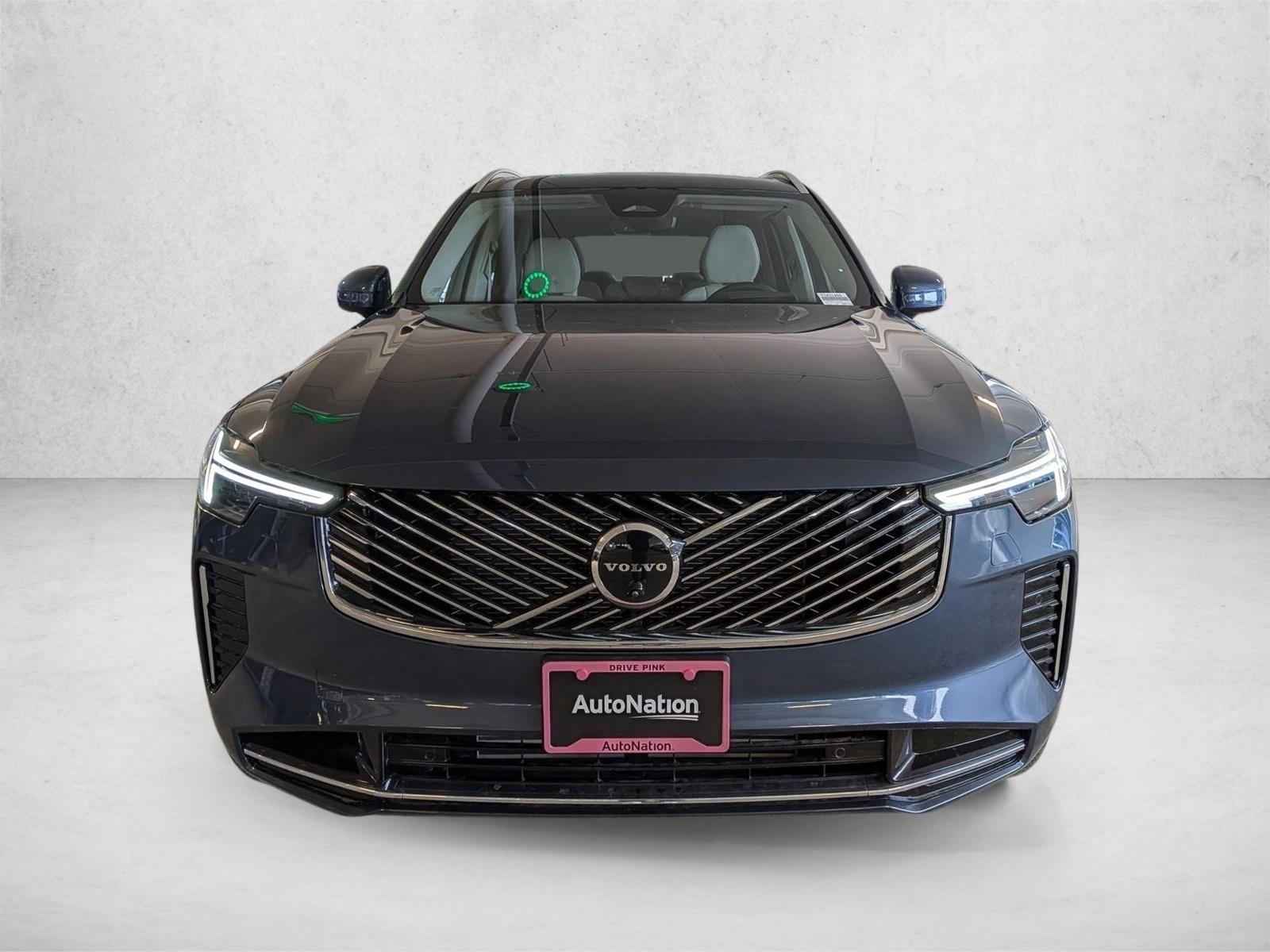 2026 Volvo XC90 plug-in hybrid Ultra photo 6