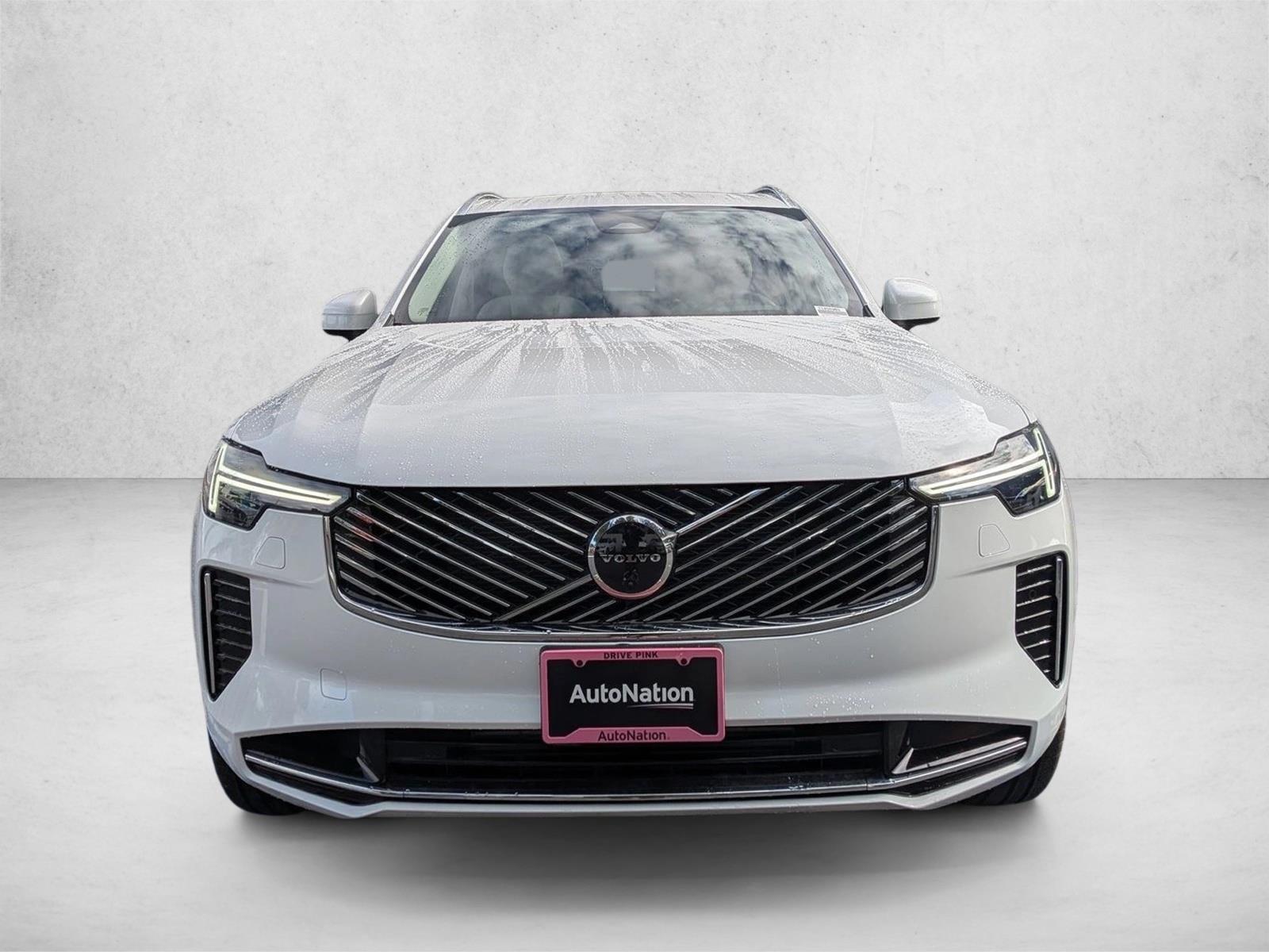 2026 Volvo XC90 plug-in hybrid Ultra photo 6