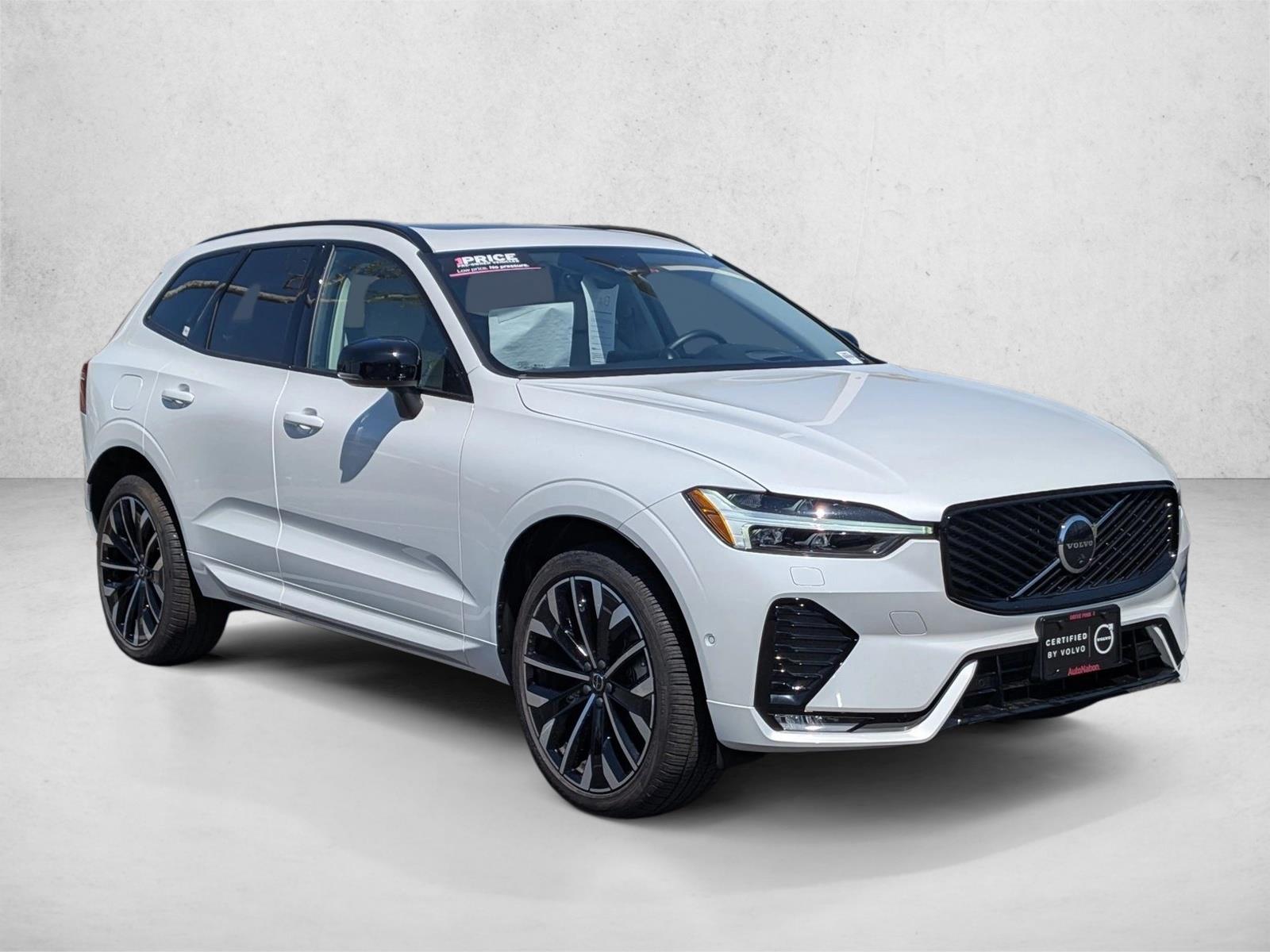 2026 Volvo XC60 B5 Ultra photo 2