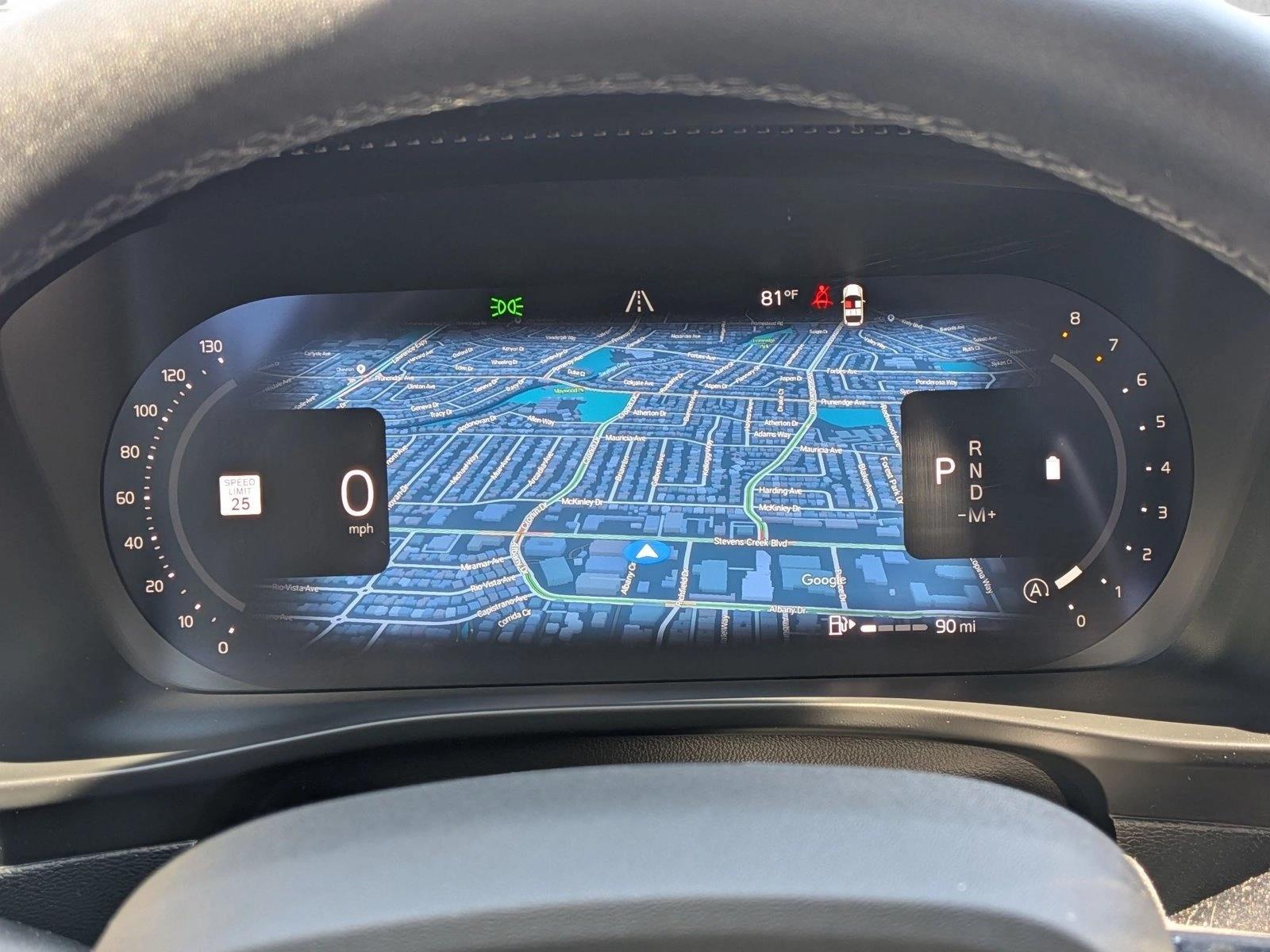 2026 Volvo XC40 Plus - Photo 11
