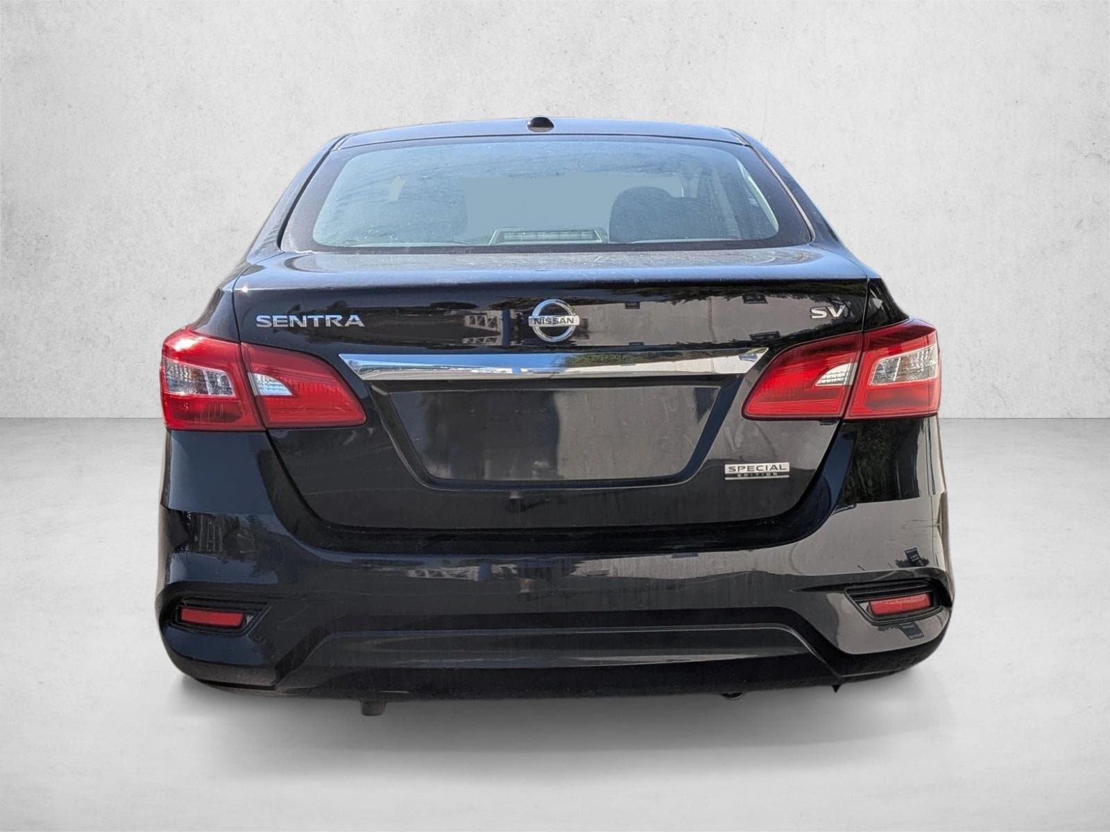 2019 Nissan Sentra SV photo 6