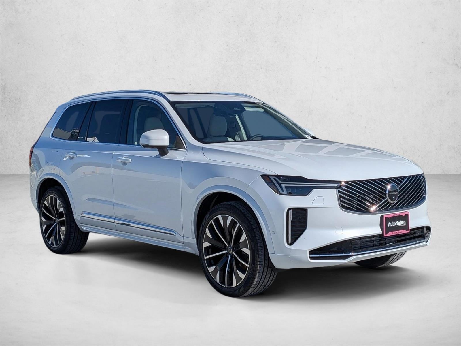 2026 Volvo XC90 plug-in hybrid Ultra photo 6